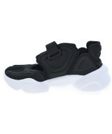 NIKE（ナイキ）スニーカー 黒 サイズ:24.5cm レディース/2200600478041