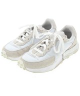 NIKE スニーカー