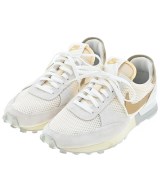 NIKE スニーカー