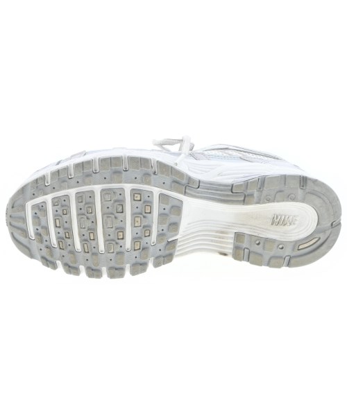 NIKE（ナイキ）スニーカー 白 サイズ:23.5cm レディース/2200608069050