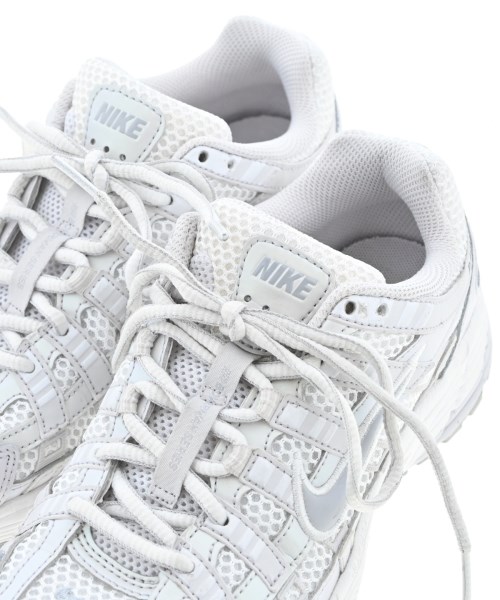 NIKE（ナイキ）スニーカー 白 サイズ:23.5cm レディース/2200608069050