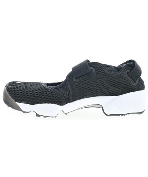 NIKE（ナイキ）スニーカー 黒 サイズ:24cm レディース/2200603400049