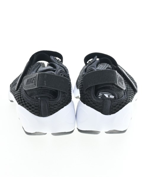 NIKE（ナイキ）スニーカー 黒 サイズ:24cm レディース/2200603400049