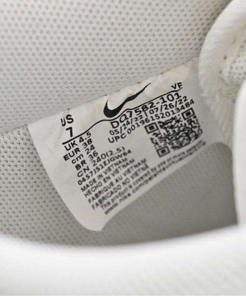 NIKE（ナイキ）スニーカー 白 サイズ:24cm レディース/2200608388014
