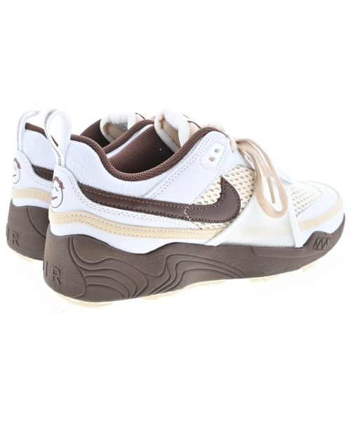 NIKE（ナイキ）スニーカー ベージュ サイズ:27cm メンズ/2200608990064