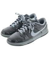 NIKE スニーカー