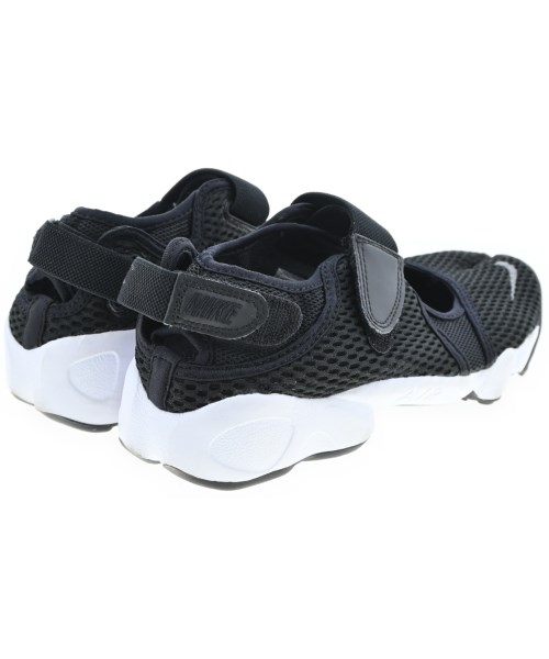 NIKE（ナイキ）スニーカー 黒 サイズ:25cm レディース/2200607552089