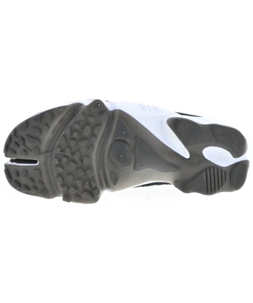 NIKE（ナイキ）スニーカー 黒 サイズ:25cm レディース/2200607552089