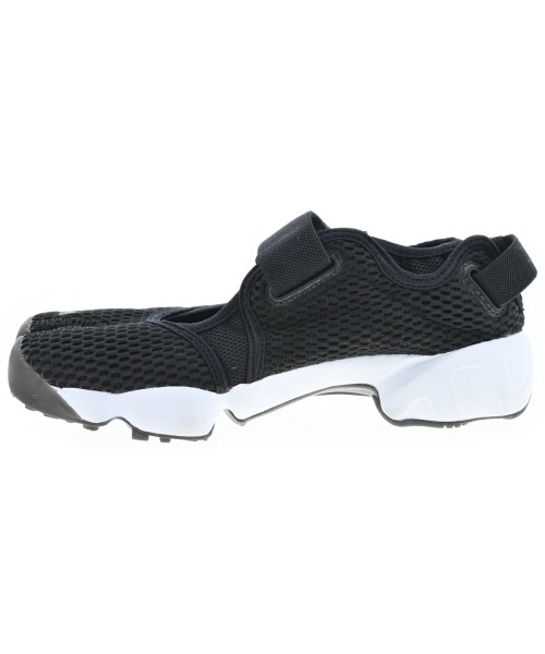 NIKE（ナイキ）スニーカー 黒 サイズ:25cm レディース/2200607552089