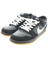 NIKE スニーカー