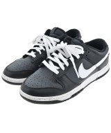 NIKE スニーカー