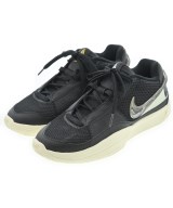 NIKE スニーカー