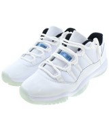NIKE スニーカー