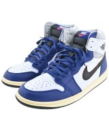 NIKE スニーカー