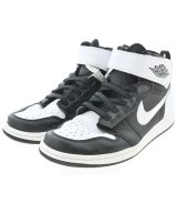 NIKE スニーカー