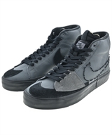 NIKE スニーカー