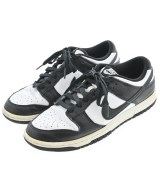 NIKE スニーカー