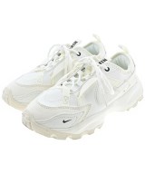 NIKE スニーカー
