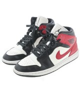 NIKE スニーカー