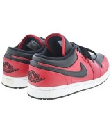 NIKE（ナイキ）スニーカー 赤 サイズ:26cm メンズ/2200675572200