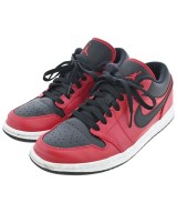 NIKE スニーカー