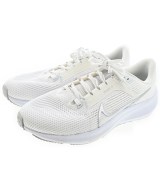 NIKE スニーカー