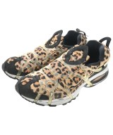 NIKE スニーカー