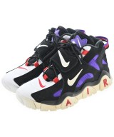 NIKE スニーカー