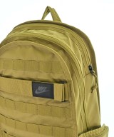 NIKE（ナイキ）バックパック・リュック カーキ サイズ:- メンズ/2200677466095