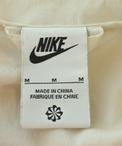 NIKE（ナイキ）マウンテンパーカー 白 サイズ:M レディース/2200677916040