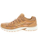 NIKE（ナイキ）スニーカー 茶 サイズ:27.5cm メンズ/2200678208038