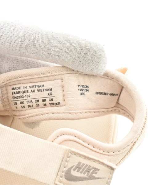 NIKE（ナイキ）サンダル ベージュ サイズ:23cm レディース/2200678630068