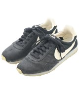 NIKE スニーカー