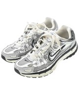 NIKE（ナイキ）スニーカー シルバー サイズ:26cm メンズ/2200679878124