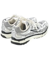NIKE（ナイキ）スニーカー シルバー サイズ:26cm メンズ/2200679878124
