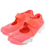 NIKE（ナイキ）スニーカー 赤 サイズ:25cm レディース/2200680500045