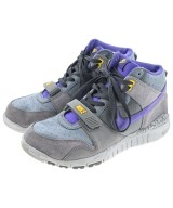NIKE スニーカー