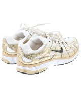 NIKE（ナイキ）スニーカー 白 サイズ:23cm レディース/2200674897052