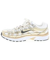 NIKE（ナイキ）スニーカー 白 サイズ:23cm レディース/2200674897052
