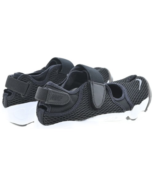 NIKE（ナイキ）スニーカー 黒 サイズ:24cm レディース/2200677045030