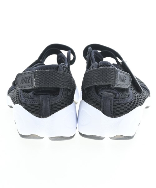 NIKE（ナイキ）スニーカー 黒 サイズ:24cm レディース/2200677045030