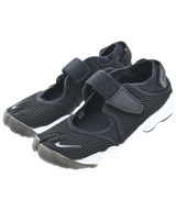 NIKE（ナイキ）スニーカー 黒 サイズ:24cm レディース/2200677045030