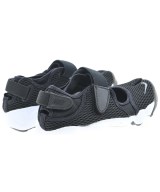 NIKE（ナイキ）スニーカー 黒 サイズ:24cm レディース/2200677045030