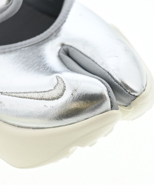 NIKE（ナイキ）スニーカー シルバー サイズ:22.5cm レディース/2200689266621