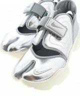 NIKE（ナイキ）スニーカー シルバー サイズ:22.5cm レディース/2200689266621