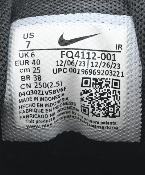 NIKE（ナイキ）スニーカー 黒 サイズ:25cm レディース/2200691885063