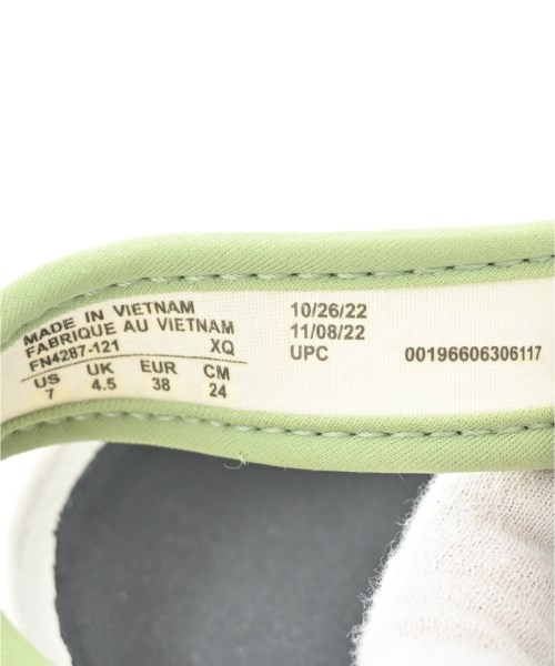NIKE（ナイキ）サンダル 白 サイズ:24cm レディース/2200693903109