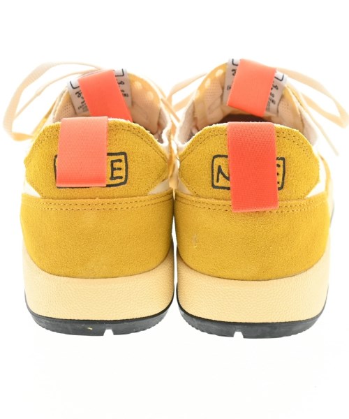 NIKE（ナイキ）スニーカー 黄 サイズ:28cm メンズ/2200694061044