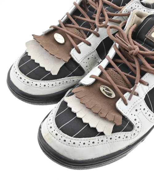 NIKE（ナイキ）スニーカー 茶 サイズ:28cm メンズ/2200684674339
