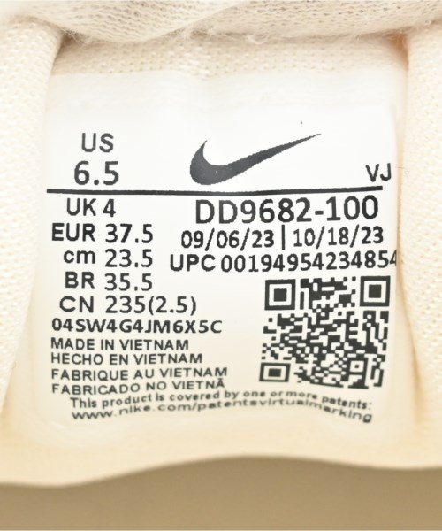 NIKE（ナイキ）スニーカー 白 サイズ:23.5cm レディース/2200686495123